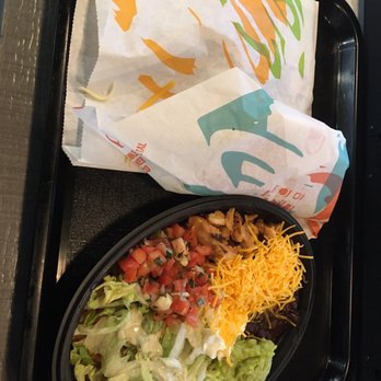 Taco Bell Cantina - Chicken bowl - Fast Food Near Me - Alexandria, Virginia