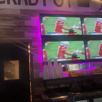 Crab Pot Lounge - Plenty of screens to watch games - Seafood Near Me - College Park, Georgia Crab Pot Lounge - Plenty of screens to watch games - Seafood Near Me - College Park, Georgia