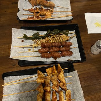 La Queen Tea House - Squid skewer, mini sausage, rice cake, kelp, chicken, fish tofu, beef tripe. - Barbeque Near Me - Brooklyn, New York