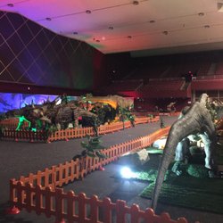 T-REX PLANET - The only "exhibit"