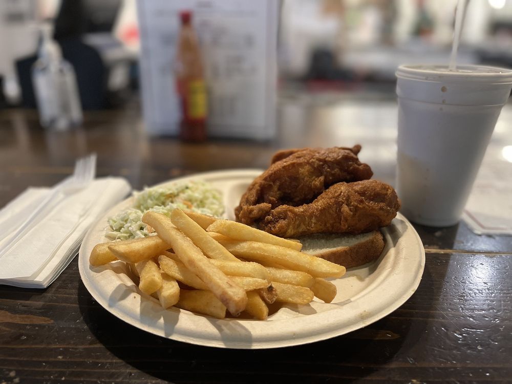 Food from Gus's World Famous Fried Chicken