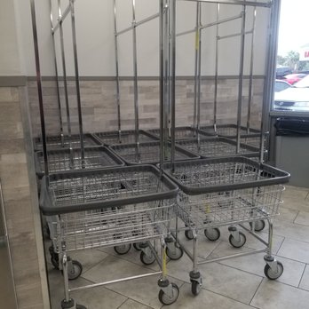 Iowa Coin laundry - Clothes carts - Laundromat Near Me - Riverside, California