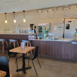 Wings to Us - Front counter