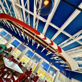 Bob's Clam Hut - Seafood Near Me - Kittery, Maine