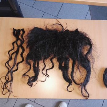 Afrostylez 74 Afroshop - Links: Am Tag der Einarbeitung, Mitte nach 2 Wochen, Rechts: Verkrustetes Eigenhaar, durch eingearbeitet Haushaltsgummis (Geschmolzen). - Hair Extensions Near Me - Berlin, BE Afrostylez 74 Afroshop - Links: Am Tag der Einarbeitung, Mitte nach 2 Wochen, Rechts: Verkrustetes Eigenhaar, durch eingearbeitet Haushaltsgummis (Geschmolzen). - Hair Extensions Near Me - Berlin, BE