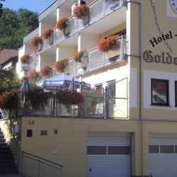 Goldene Uhr