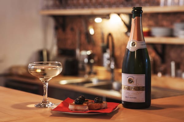 Champagneria by null