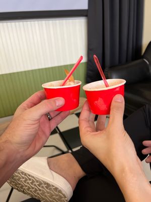 PussyCat Gelato by null