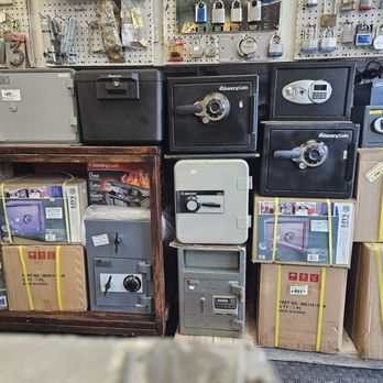 Bronx Midtown Locksmith - Keys & Locksmiths Near Me - Bronx, New York Bronx Midtown Locksmith - Keys & Locksmiths Near Me - Bronx, New York
