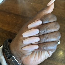 4 U Nails - Freshly completed gel fill with polish