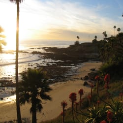Mobil - Steps away from Heisler Park