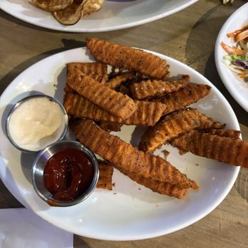 The Loop - Minneapolis - SWEET POTATOES FRIES - New American Near Me - Minneapolis, Minnesota The Loop - Minneapolis - SWEET POTATOES FRIES - New American Near Me - Minneapolis, Minnesota