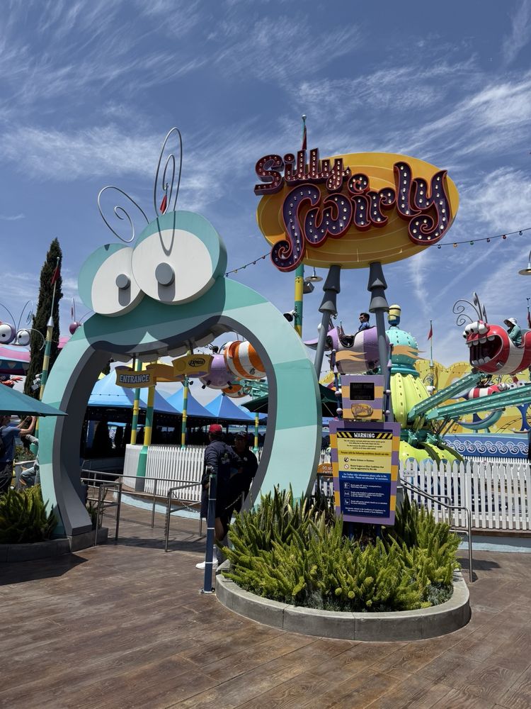 Silly Swirly Fun Ride Logo