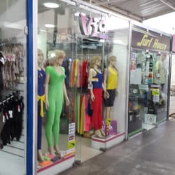 Via Fashion - Fachada da Via Fashion.