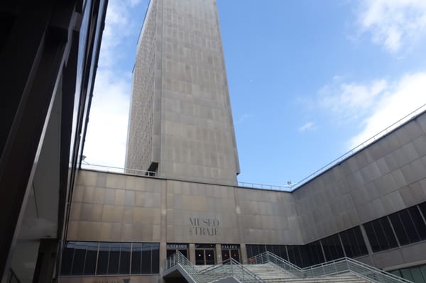 Museo del Traje by null