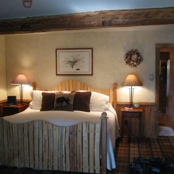 Kennebunkport Captains Collection - King Bed in Baxter Room - Bed & Breakfast Near Me - Kennebunkport, Maine Kennebunkport Captains Collection - King Bed in Baxter Room - Bed & Breakfast Near Me - Kennebunkport, Maine