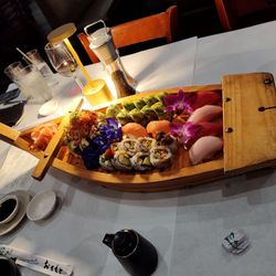 Ichiban Sushi & Ramen - Sushi boat with assorted sushi