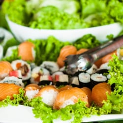 Planeta Cerveja - Comida japonesa no almoço por quilo