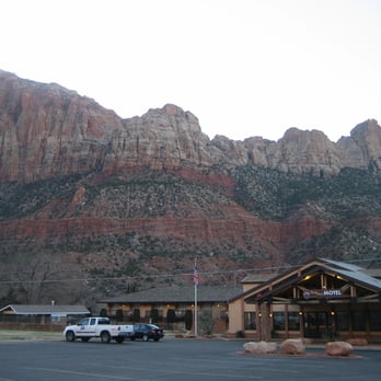 Bumbleberry Inn - The Inn - Hotels Near Me - Springdale, Utah Bumbleberry Inn - The Inn - Hotels Near Me - Springdale, Utah