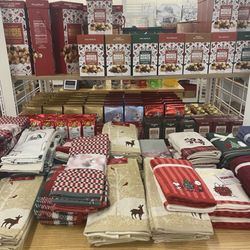 Kohl's - Christmas items