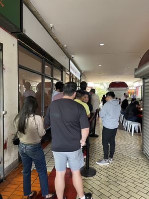 Howlin' Ray's Hot Chicken - Chinatown by null