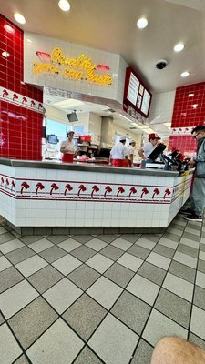 In-N-Out Burger by null