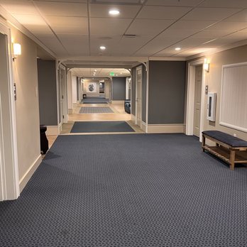 Carlisle Inn - Room Hallway - Hotels Near Me - Sarasota, Florida Carlisle Inn - Room Hallway - Hotels Near Me - Sarasota, Florida