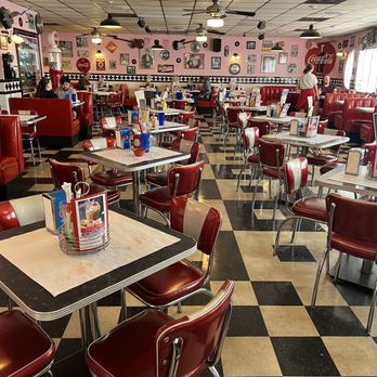 Little Anthony's Diner - American Near Me - Tucson, Arizona