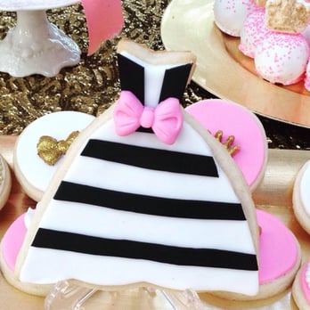 Fabipops - Custom Sugar cookies - Desserts Near Me - Brooklyn, New York Fabipops - Custom Sugar cookies - Desserts Near Me - Brooklyn, New York