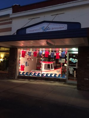 lil tugs children's boutique