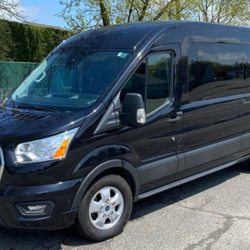 L&D Limo Service - Shuttle service