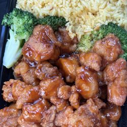 Jin Jin Chinese Restaurant - General Chicken and Fried Rice