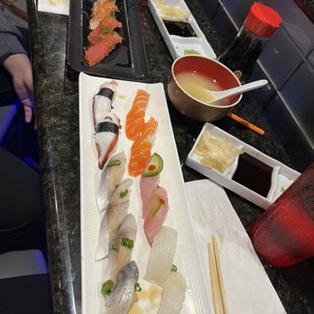 Show Sushi - Sushi Bars Near Me - San Dimas, California Show Sushi - Sushi Bars Near Me - San Dimas, California