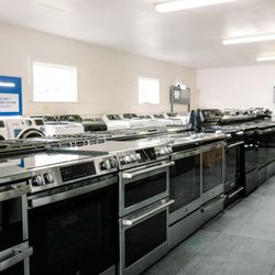 LP Appliance & Mattress Sales & Service - LP Appliance showroom for all your appliance needs.