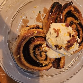 Humble Bistro - Gilbert - Big bun! Listed as a giant cinnamon bun but really it's two. It's good but not amazing. - Pizza Near Me - Gilbert, Arizona