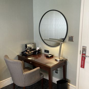 St. Regis Hotel - Hotels Near Me - Vancouver, British Columbia St. Regis Hotel - Hotels Near Me - Vancouver, British Columbia
