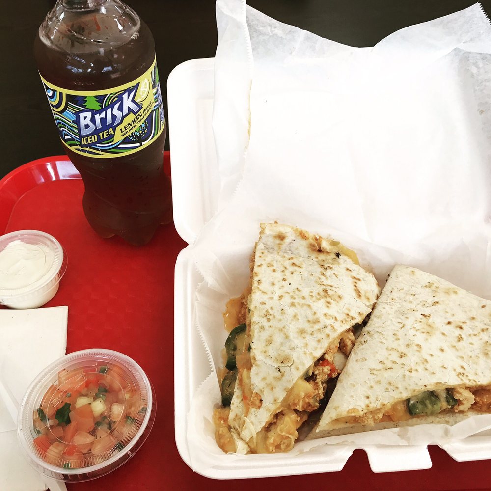Tofu quesadilla