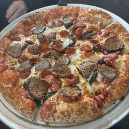 meatball pizza meatball pizza