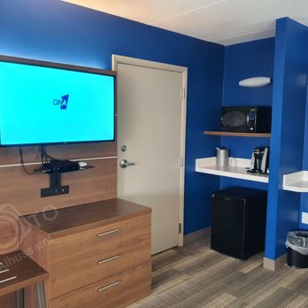 Holiday Inn Express & Suites Tempe - Venues & Event Spaces Near Me - Tempe, Arizona Holiday Inn Express & Suites Tempe - Venues & Event Spaces Near Me - Tempe, Arizona