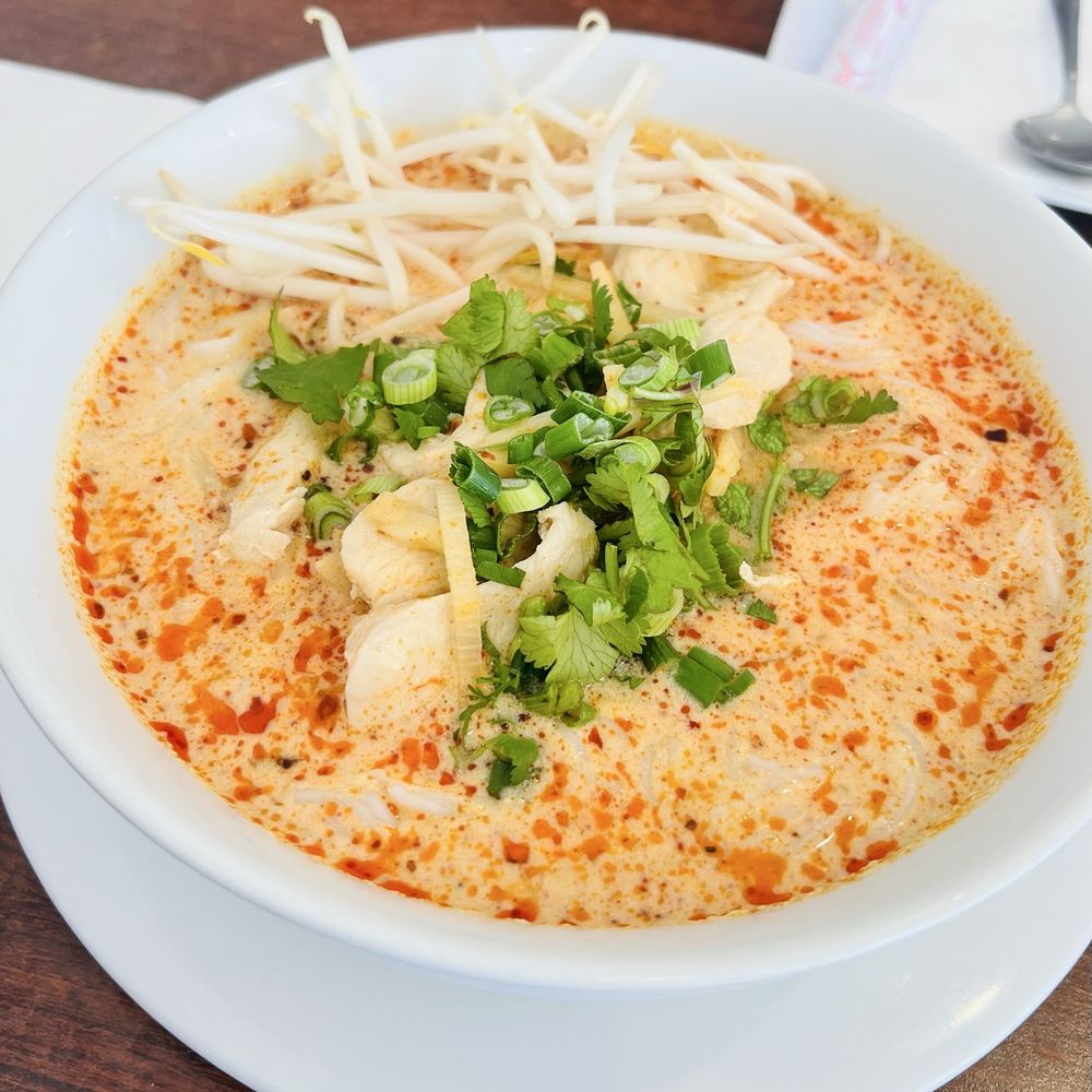 Noodle Express - Kao poon chicken - Thai Near Me - Fresno, California Noodle Express - Kao poon chicken - Thai Near Me - Fresno, California