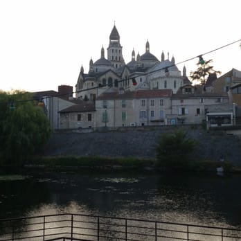 Hôtel des Barris - View from the terrace of the Cathedral St. Front - Hotels Near Me - Périgueux, 24 Hôtel des Barris - View from the terrace of the Cathedral St. Front - Hotels Near Me - Périgueux, 24