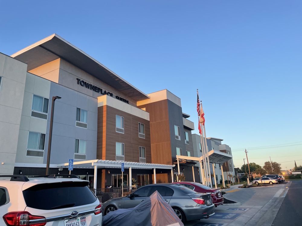 TOWNPLACE SUITES FRESNO CLOVIS Updated August 2024 15 Photos & 12