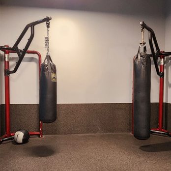 EōS Fitness - Gyms Near Me - Anaheim, California EōS Fitness - Gyms Near Me - Anaheim, California