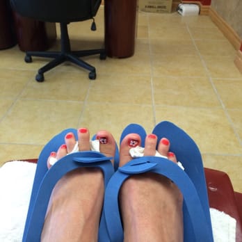 Design Nails Spa - Pedicure ready for vacation! - Nail Salons Near Me - Carol Stream, Illinois Design Nails Spa - Pedicure ready for vacation! - Nail Salons Near Me - Carol Stream, Illinois