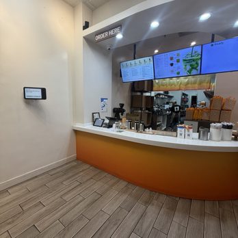 Odd One Out Tea Koreatown - Indoors - Bubble Tea Near Me - Los Angeles, California Odd One Out Tea Koreatown - Indoors - Bubble Tea Near Me - Los Angeles, California