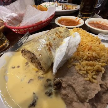 Taqueria Mexico - Chimichanga Plate - Tex-Mex Near Me - Killeen, Texas Taqueria Mexico - Chimichanga Plate - Tex-Mex Near Me - Killeen, Texas