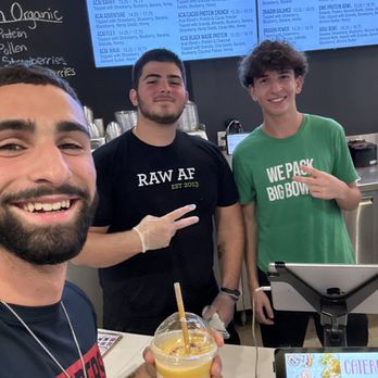 Raw Jūce - Coral Gables - Manglow!!!! - Juice Bars & Smoothies Near Me - Coral Gables, Florida Raw Jūce - Coral Gables - Manglow!!!! - Juice Bars & Smoothies Near Me - Coral Gables, Florida