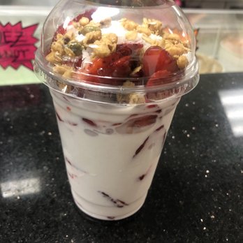 La Monarca Michoacana - FRESAS CON CREMA - Ice Cream & Frozen Yogurt Near Me - Ceres, California La Monarca Michoacana - FRESAS CON CREMA - Ice Cream & Frozen Yogurt Near Me - Ceres, California