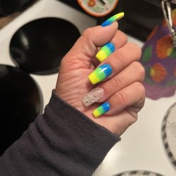 Cali Nails - Nails done by Linda at Cali Nails..She's the best!