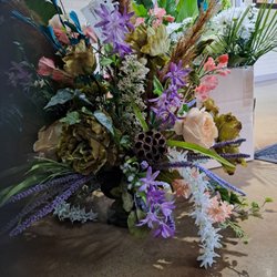 Kevin's Florist & Gifts